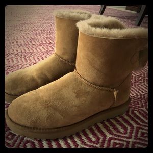 UGG Naveah Boots